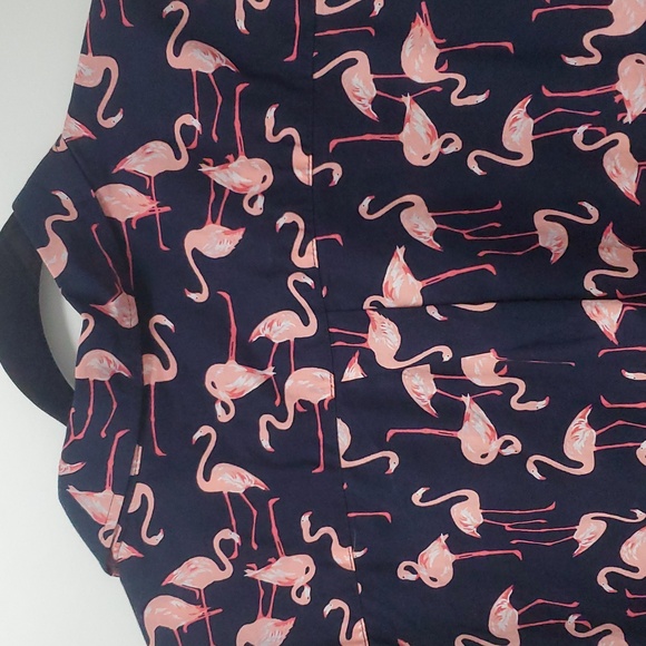 Old Navy Rare Flex XL Flamingo Button Down Shirt NWT Navy Pink - Picture 10 of 12